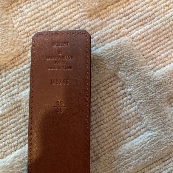 Louis Vuitton Initiales Monogram Eclipse reversible leather belt. Unisex - Picture 4 of 5